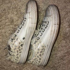 White converse size 7